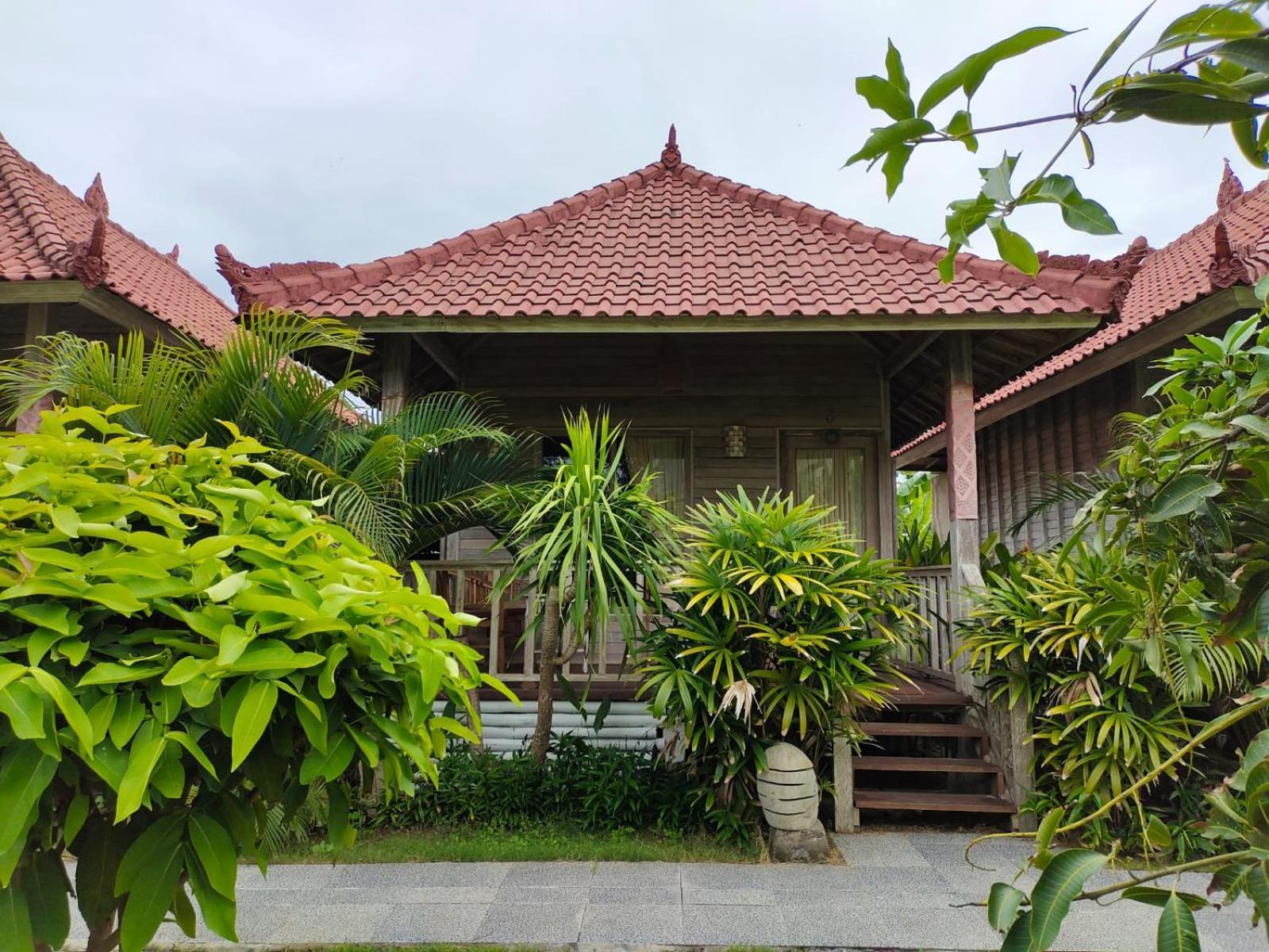 The Canda Mushroom Beach Lembongan Exterior photo